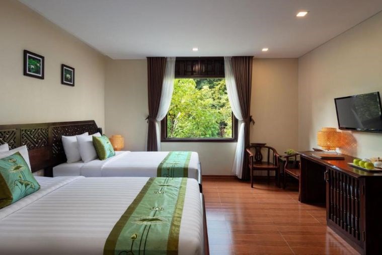 Classic Premium Twin Garden view